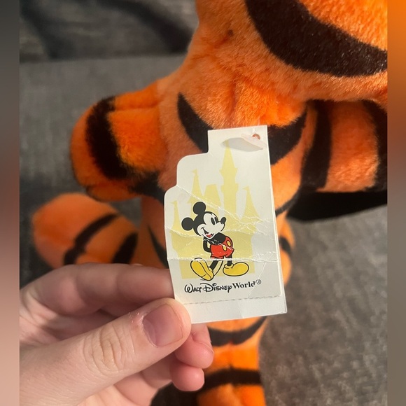 NWT Walt Disneys Winnie the Pooh Tigger Plush Picture Frame - Picture 7 of 10